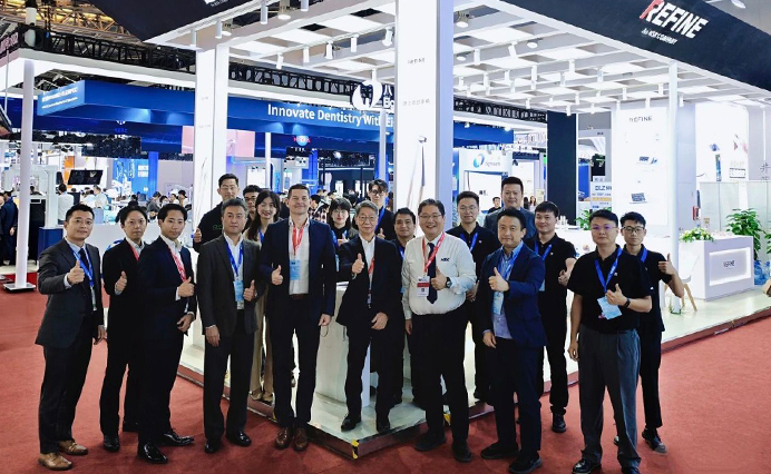 Exhibition Highlights丨Ruifeng Medical at 2025 Shanghai International Dental Exhibition